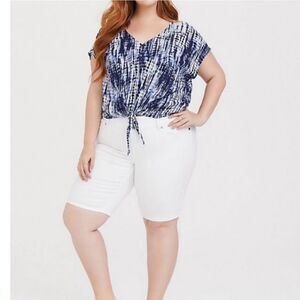 Torrid plus size shirt 